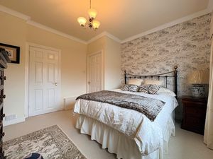 Photo 22- click for photo gallery